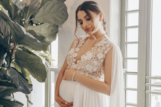 What to Wear to a Baby Shower When Pregnant: Celebrate in Style and Comfort!