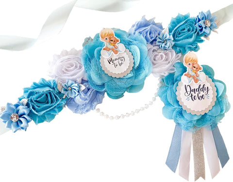 Blue Baby Shower Sash & Daddy To Be Pin Set – Mommy To Be Sash with Precious Moments Teddy Bear Design – Boy Baby Shower Decorations & Parents To Be Gift