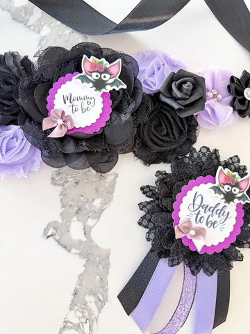Goth Bat Baby Shower Sash & Daddy To Be Pin Set – Purple & Black Mommy To Be Sash – Spooky Baby Shower Decorations & Parents To Be Gift