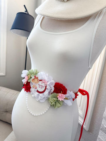 Strawberry Baby Shower Mom to be Sash, Strawberry Theme, Strawberry Sash, Strawberry Pins